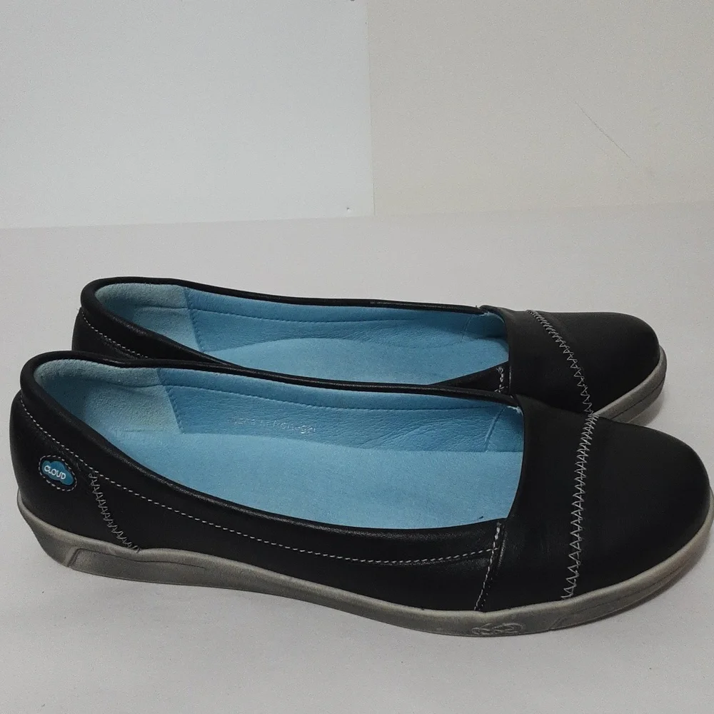CLOUD ACACIA Women (40) 9 Slip On‎ Flat Shoes